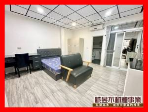 誠昱/成大翻新滿租7套全.